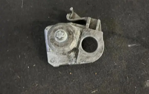 Mercedes-Benz E AMG W212 Other engine bay part A2125014120