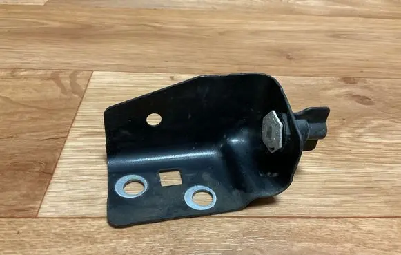 Opel Insignia A Headlight/headlamp mounting bracket