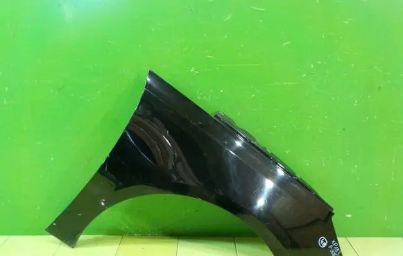Peugeot 308 Fender PRZOD XP183