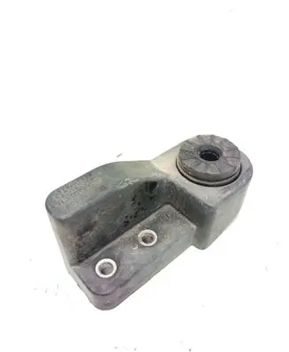 Opel Astra K Radiator mount bracket 13466590 688437545