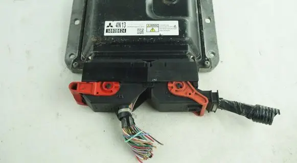 Mitsubishi Lancer Engine control unit/module 2757000802 1860B624