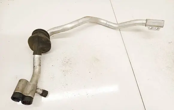 Audi A4 S4 B8 8K Air conditioning (A/C) pipe/hose 8K2260712E