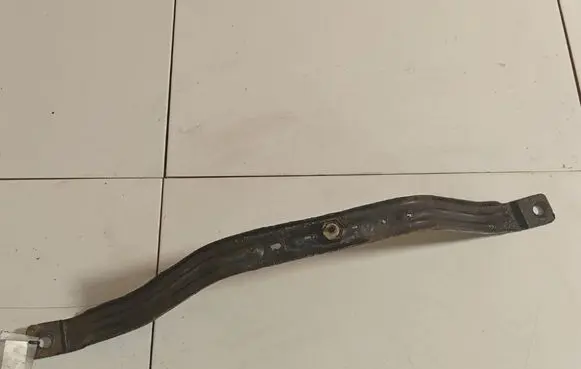 Ford S-MAX Fuel tank mounting bracket 