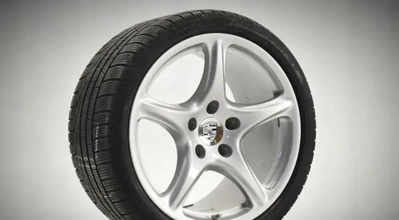 Porsche 911 997 R19 alloy rim 