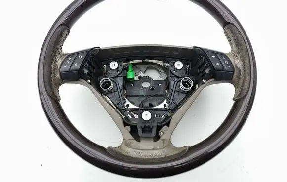 Volvo XC90 Steering wheel 8674669 11032004