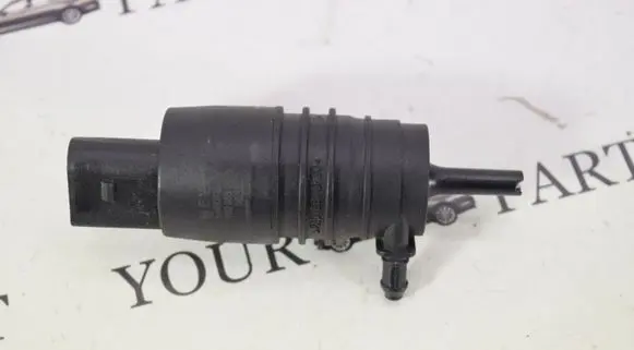Audi A4 S4 B6 8E 8H Windscreen/windshield washer pump