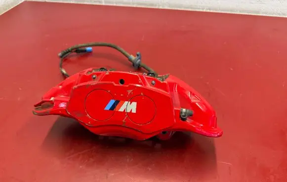 BMW X1 U11 Front brake caliper 8839689 883968903