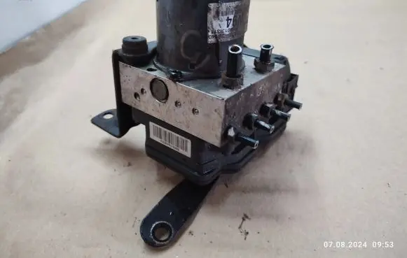 KIA Sportage ABS Pump 5WY7F43C