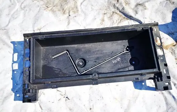 Other trunk/boot trim element