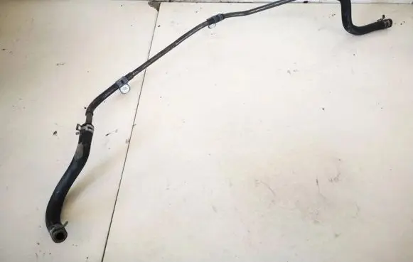 Toyota RAV 4 (XA30) Engine coolant pipe/hose