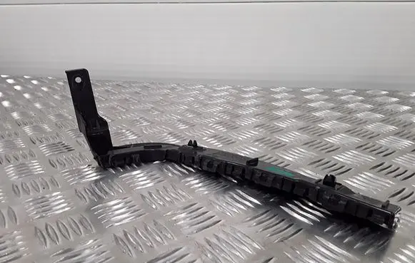 Suzuki SX4 S-Cross Rear bumper mounting bracket 7183161M0