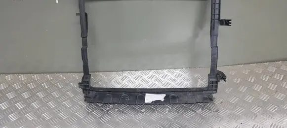 Renault Captur Intercooler air guide/duct channel 215597301R 117170A0