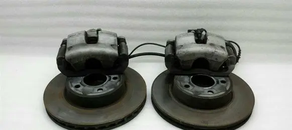 Mercedes-Benz E W212 Brake discs and calipers set A2044212381 A2044212481