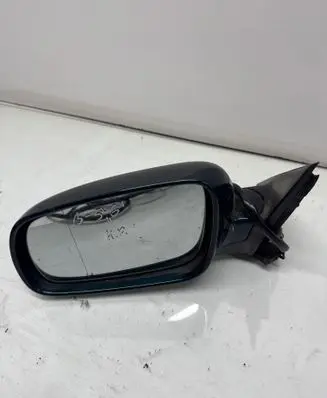 Volkswagen PASSAT B5.5 Front door electric wing mirror 3B0857933