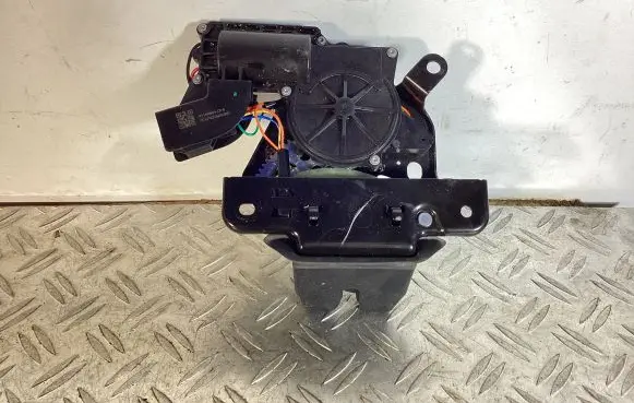 Tesla Model S Tailgate/trunk/boot lock/catch/latch 1500604CNB