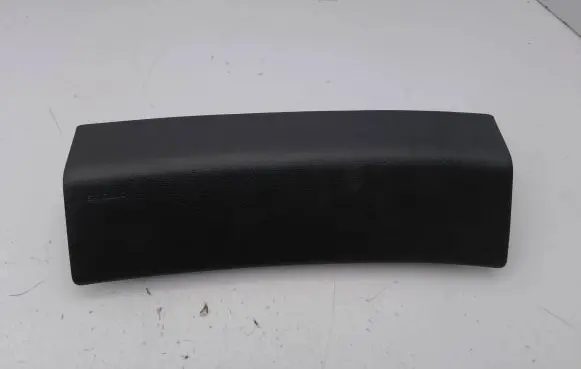 Knee airbag