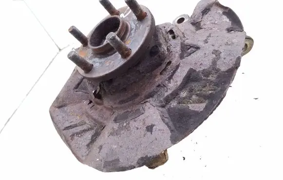 Subaru Outback Front wheel hub spindle knuckle