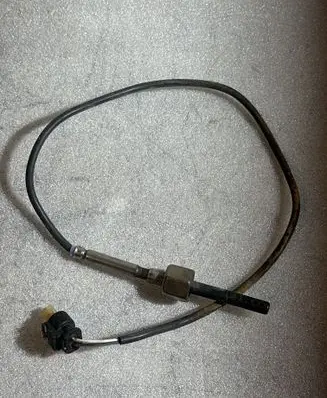 Mercedes-Benz ML W164 Exhaust gas temperature sensor A0051532028