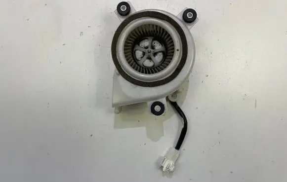 Lexus RX 330 - 350 - 400H Hybrid/electric vehicle battery fan G923048010 1172003942