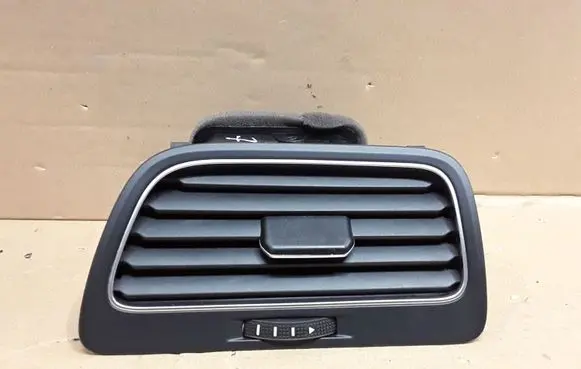 Volkswagen Golf VII Dashboard side air vent grill/cover trim 5G1819704 5G1819248 5G1819710
