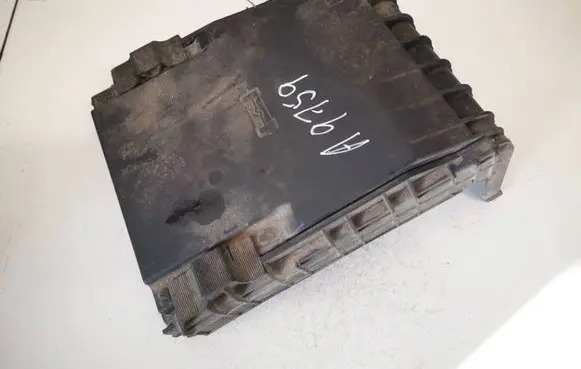 Skoda Superb B6 (3T) Fuse box cover 1k0937132f 1k0937132g