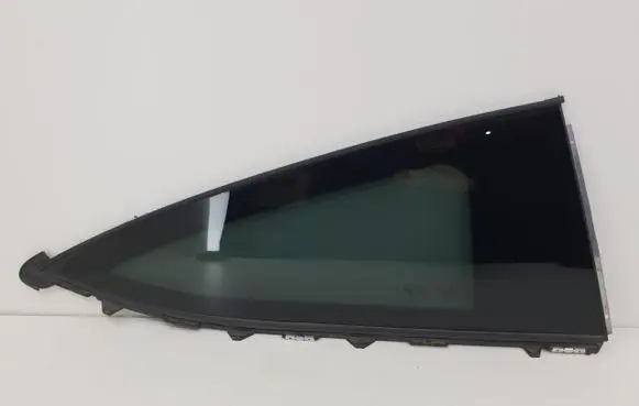 Mercedes-Benz C W205 Rear side window
