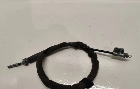 Audi A4 S4 B7 8E 8H Gear shift cable linkage 8e1713575