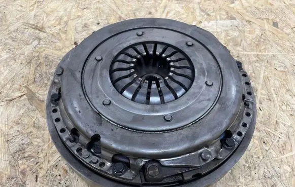 Land Rover Discovery Sport Clutch set kit G4D37563DB 7563DB