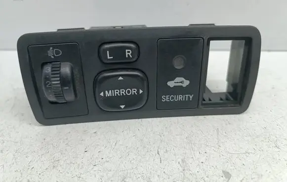 Toyota Corolla E120 E130 Wing mirror switch 183574 777665