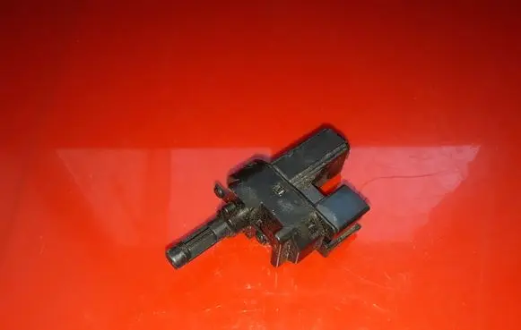 Clutch pedal sensor