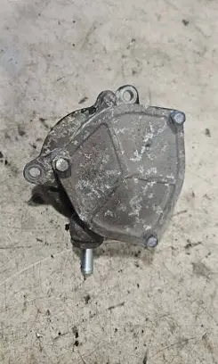Subaru Impreza III Vacuum pump 