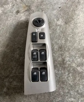 KIA Ceed Electric window control switch