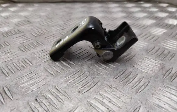 Toyota Proace Front door lower hinge 