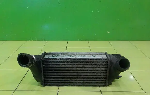 Ford Fiesta Intercooler radiator T52567A C1B19L440AC