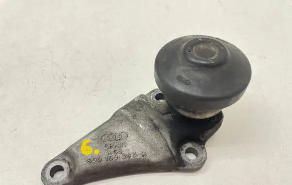 Audi A6 S6 C5 4B Engine mounting bracket 8D0199343J 8D0199339A