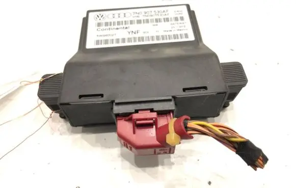 Volkswagen Golf VI Gateway control module 7N0907530AF