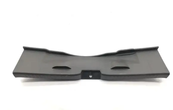 Trunk/boot sill cover protection