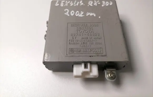 Lexus RX 300 Other control units/modules 89741-48020