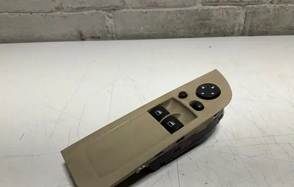 BMW 3 E92 E93 Electric window control switch 9217352 10W05K102