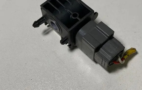 Hyundai Santa Fe Airbag deployment crash/impact sensor 959202B000