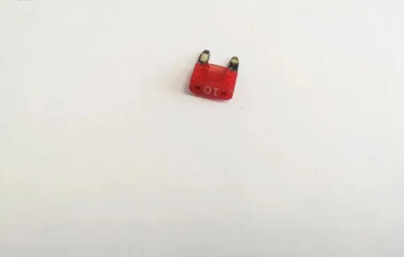 Audi A6 S6 C5 4B Fuse 10a