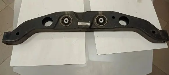 Buick Encore I Rear differential mounting bracket 664016354A463