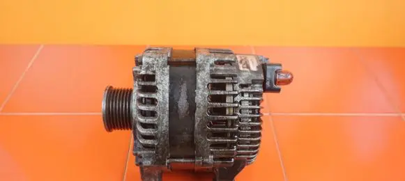 Renault Trafic III (X82) Generator/alternator 231006729R 20MB22