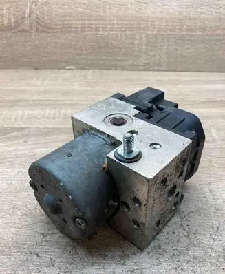 Toyota Yaris ABS Pump 0273004636 895410D011 445100D011