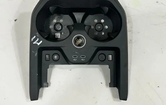 BMW iX Cup holder 5A38962