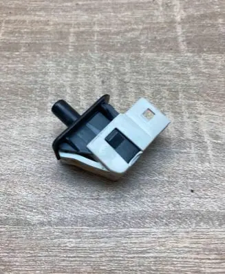 Mercedes-Benz C W202 Front door sensor 2028209410 30011501