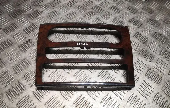 Other center console (tunnel) element