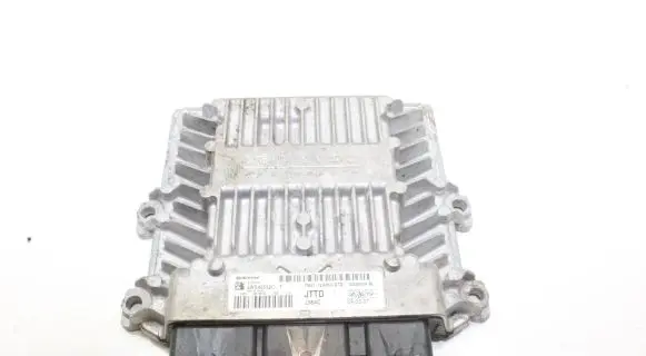 Ford Focus Engine control unit/module 7M5112A650ATD