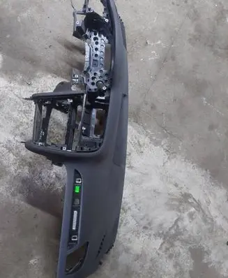 Audi A4 S4 B8 8K Dashboard 8K1857735