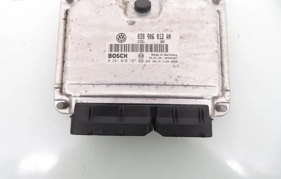Skoda Fabia Mk1 (6Y) Engine control unit/module 0281010107 038906012AN